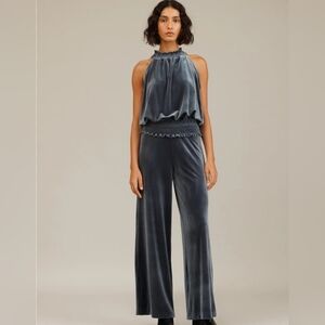 M By Maskit Velvet Metalic Shinny Greenish/gray Tone Elegant Set Size 2